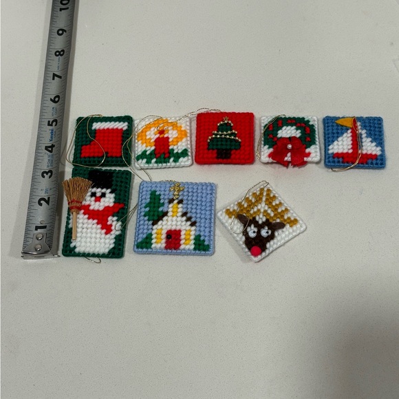 Vintage Knit Christmas Ornaments Set of 8 - Picture 5 of 6